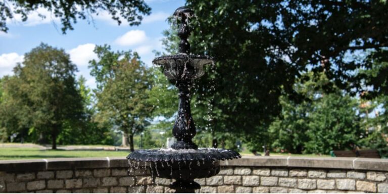 Read more about the article 5 Cost-Saving Tips When Installing Large-Scale Fountains