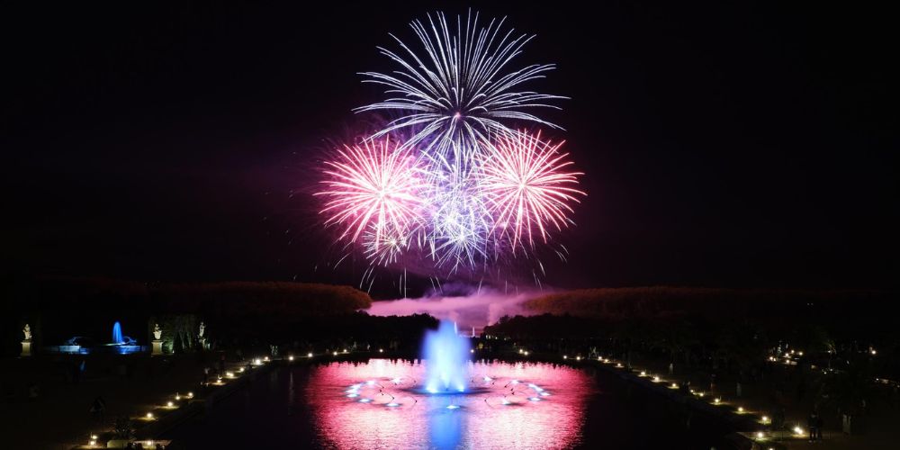 You are currently viewing How to Use Lighting to Transform Your Fountain at Night