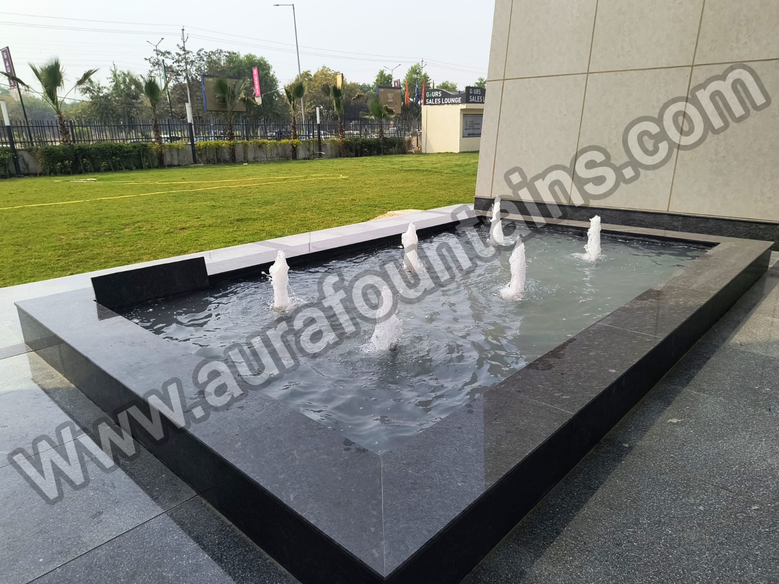 aura pools and fountains