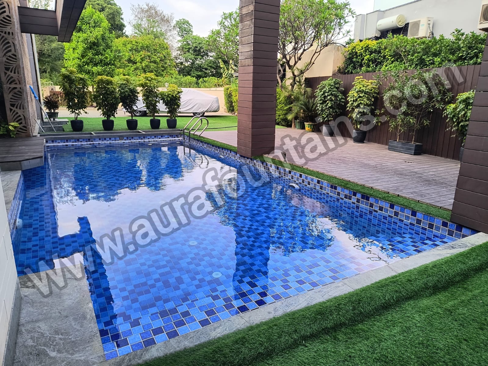 swimming pool manufacturers in delhi